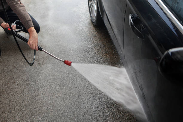 Best Pressure Washing Driveway  in Carmi, IL